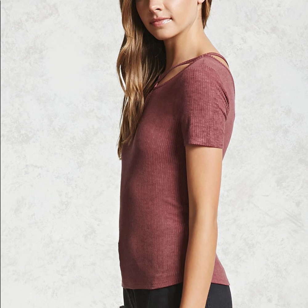Cross Front & Back Strappy Ribbed Tee Size Small - Picture 4 of 8